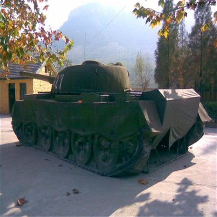 平坝大型充气坦克